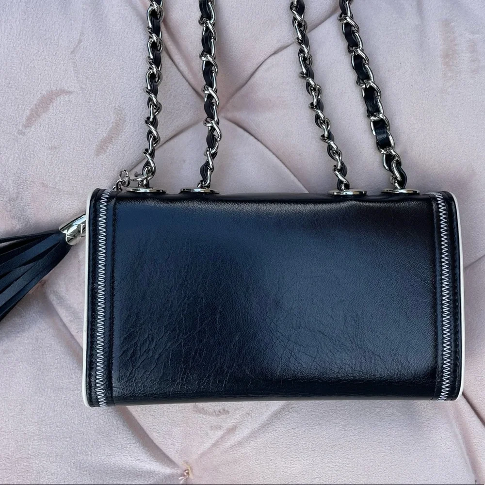 CHANEL Black Leather Chain-Handle Crossbody Bag with Silver Trim